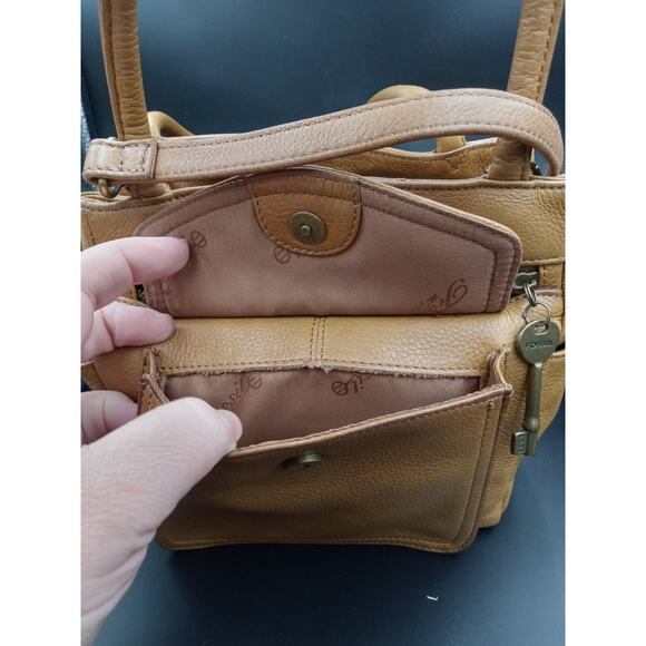 FOSSIL Purse Tan Genuine Leather Crossbody/Shoulder Handbag 75082 - Picture 14 of 16